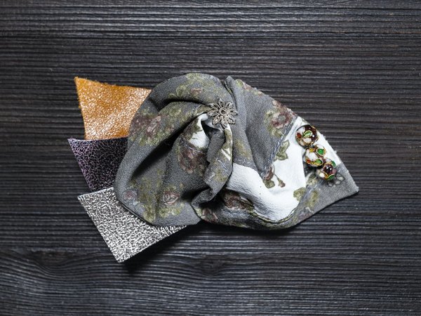 Comment réaliser une cloison amovible pour un espace de travail modulable ?