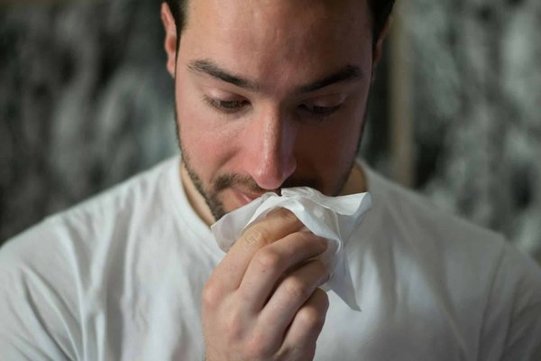 Quelles sont les étapes pour créer une chambre anti-allergie avec des matériaux hypoallergéniques ?