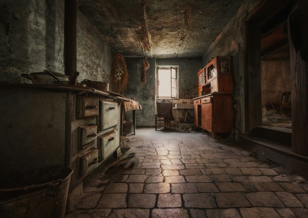 Comment choisir un revêtement de sol pour une cuisine en sous-sol ?