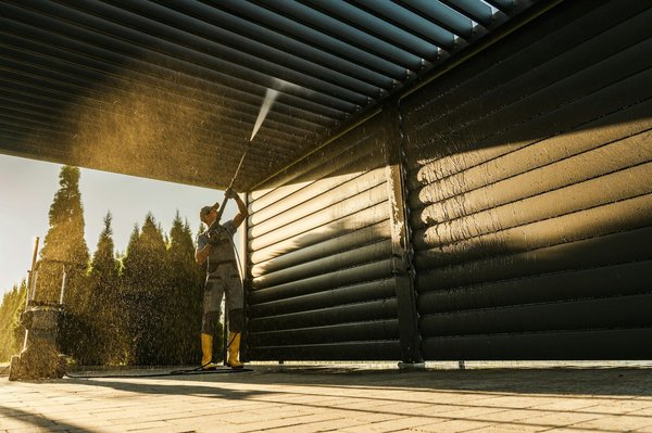 Découvrez les carports en bois : esthétiques et pratiques